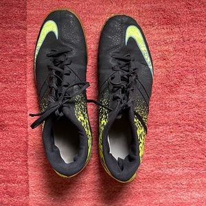 Nike Mens Tiempo Rio ll IC Indoor Soccer Cleats